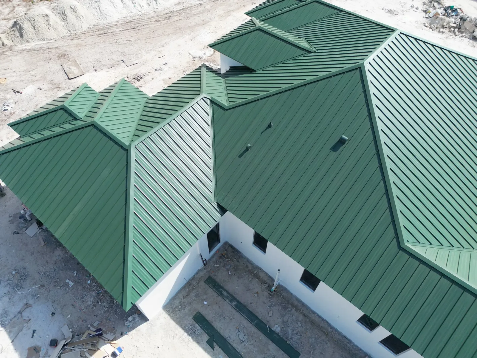 Standing-seam metal roof
